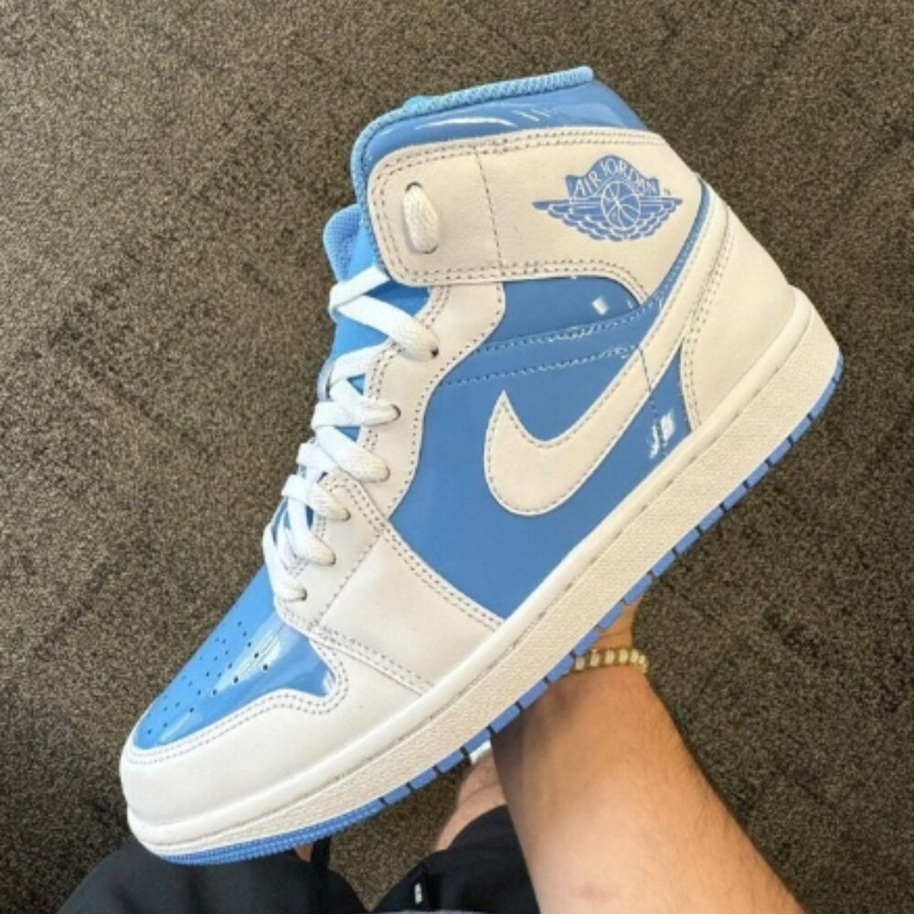 NEW BOX!! Air J.o.r.d.an 1 Mid SE Shoes